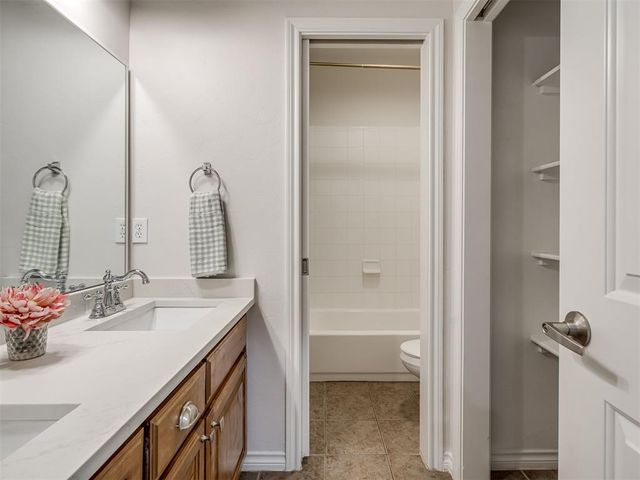 20301 Flowered Meadows Way, Edmond, OK 73012