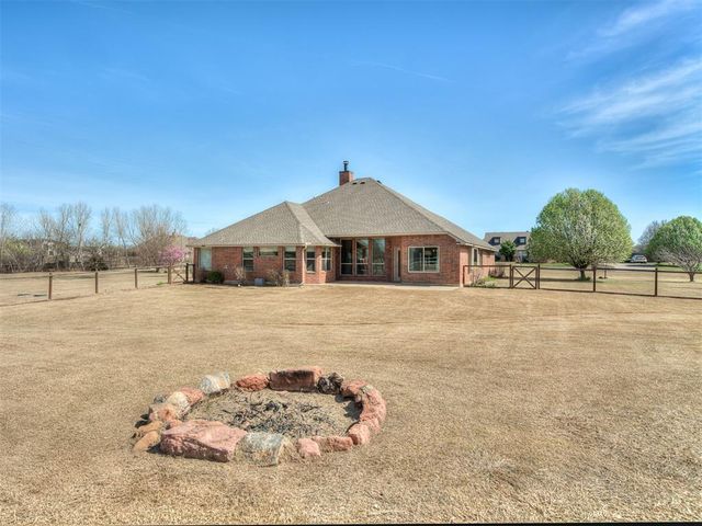 20301 Flowered Meadows Way, Edmond, OK 73012