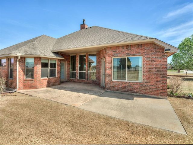 20301 Flowered Meadows Way, Edmond, OK 73012