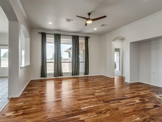 20301 Flowered Meadows Way, Edmond, OK 73012