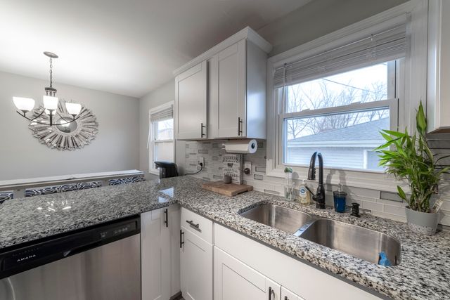 6130 California Street, Hobart, IN 46342