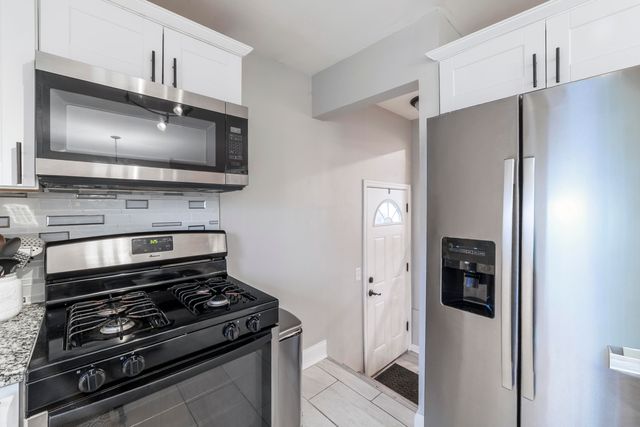 6130 California Street, Hobart, IN 46342