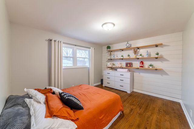 6130 California Street, Hobart, IN 46342