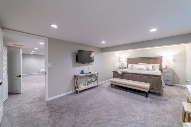 6130 California Street, Hobart, IN 46342