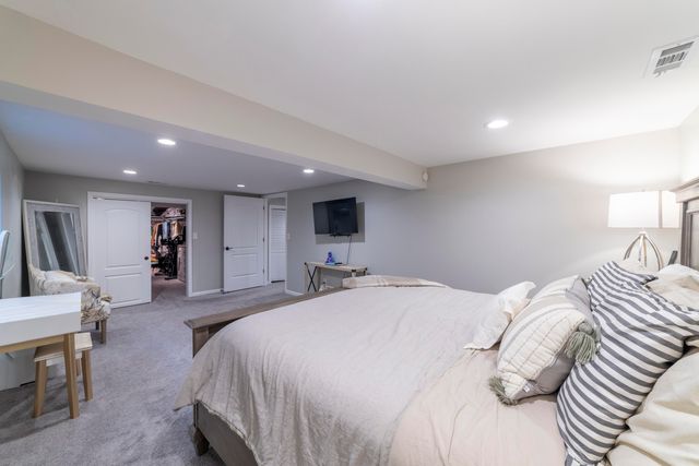 6130 California Street, Hobart, IN 46342