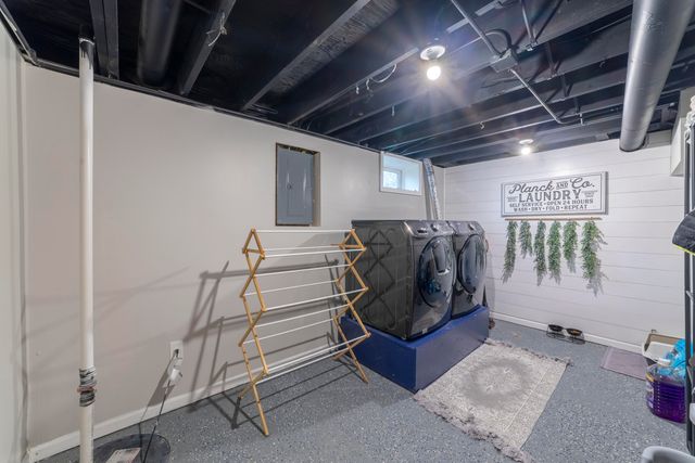 6130 California Street, Hobart, IN 46342