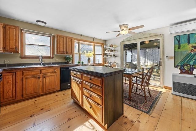 54 Columbian, Oak Bluffs, MA 02557