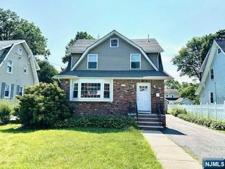 1249 Beaumont Avenue, Teaneck, NJ 07666
