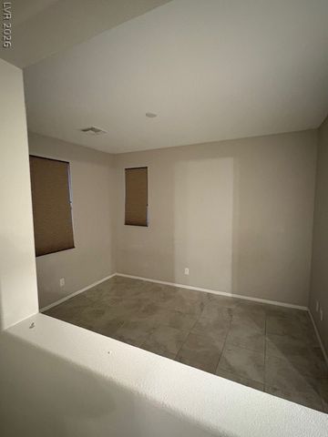 1002 East Dorrell Lane, North Las Vegas, NV 89086