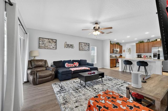 983 BENJAMIN TRAIL, Davenport, FL 33837