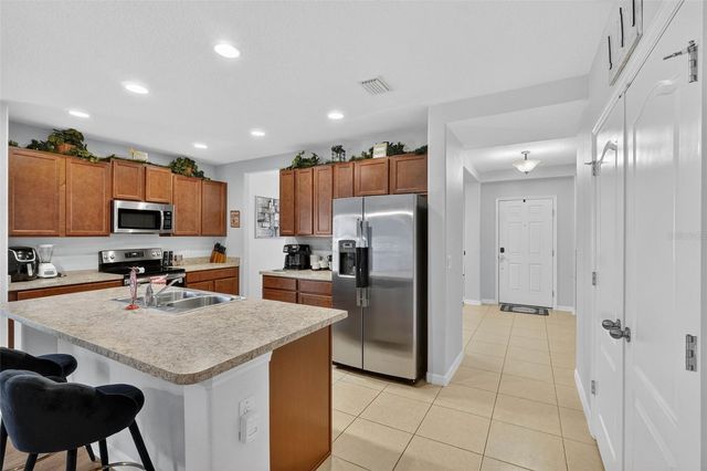 983 BENJAMIN TRAIL, Davenport, FL 33837