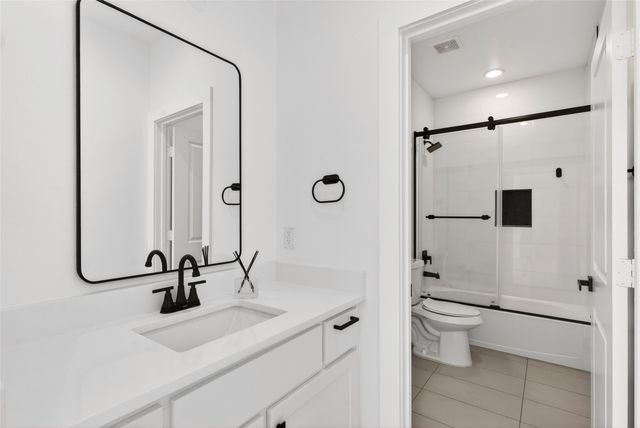 531 W Laureland Road, Dallas, TX 75232