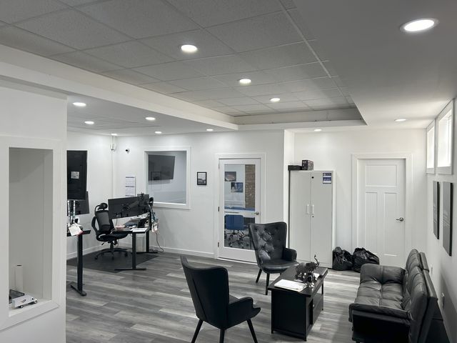 3012 N Central Avenue, Chicago, IL 60634