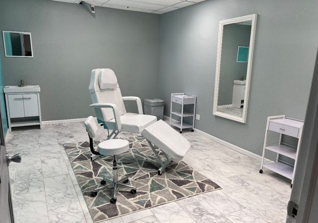 3012 N Central Avenue, Chicago, IL 60634