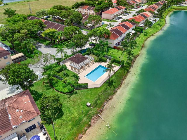 13930 SW 175th Terrace, Miami, FL 33177