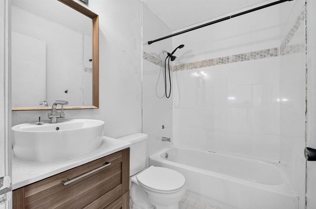 13930 SW 175th Terrace, Miami, FL 33177