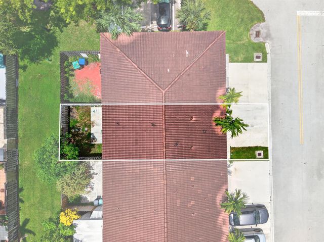 13930 SW 175th Terrace, Miami, FL 33177
