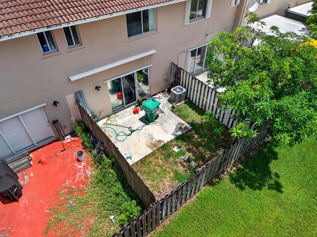 13930 SW 175th Terrace, Miami, FL 33177