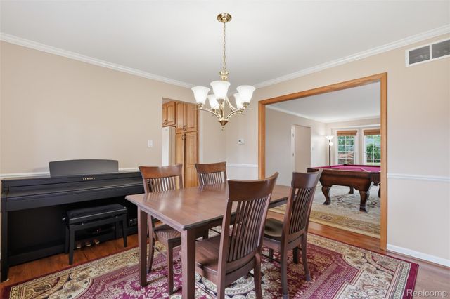 15338 Susanna Circle, Livonia, MI 48154