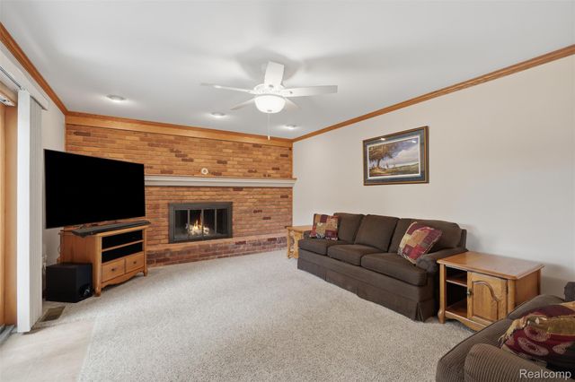 15338 Susanna Circle, Livonia, MI 48154
