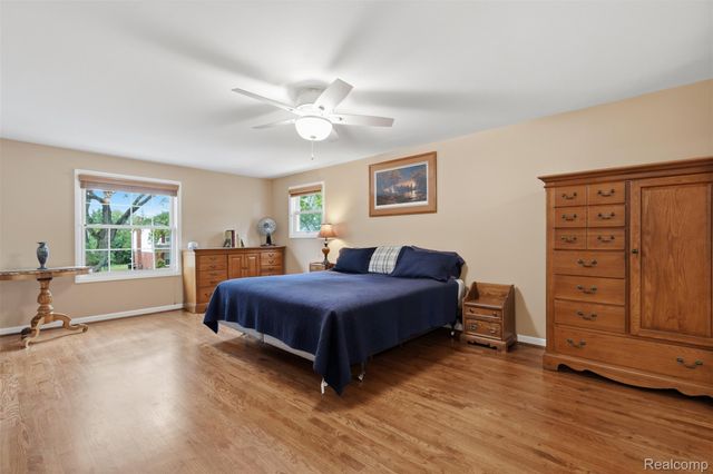 15338 Susanna Circle, Livonia, MI 48154