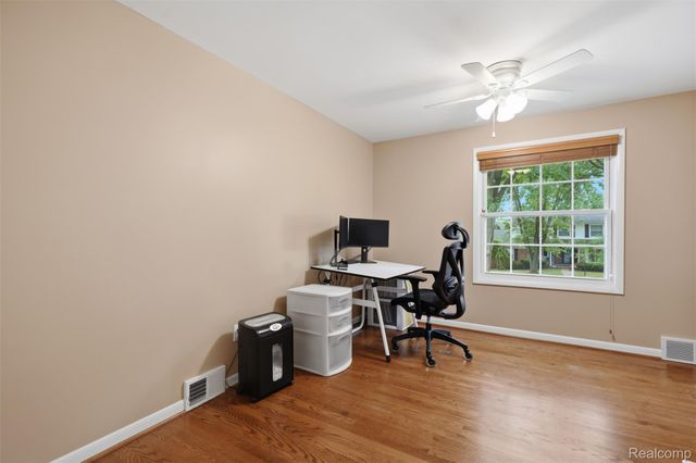 15338 Susanna Circle, Livonia, MI 48154