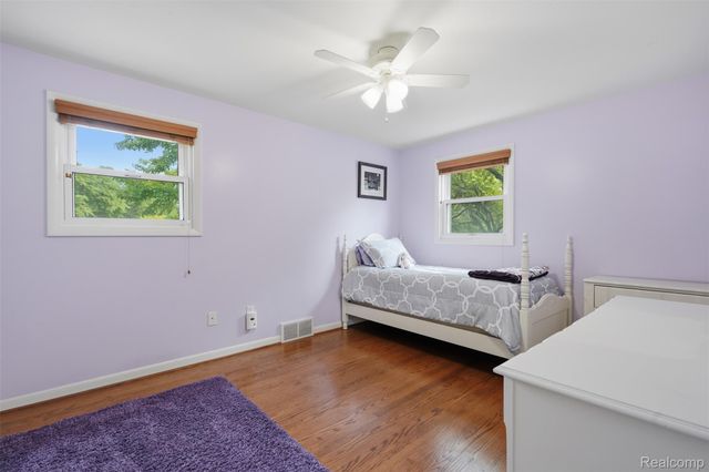 15338 Susanna Circle, Livonia, MI 48154