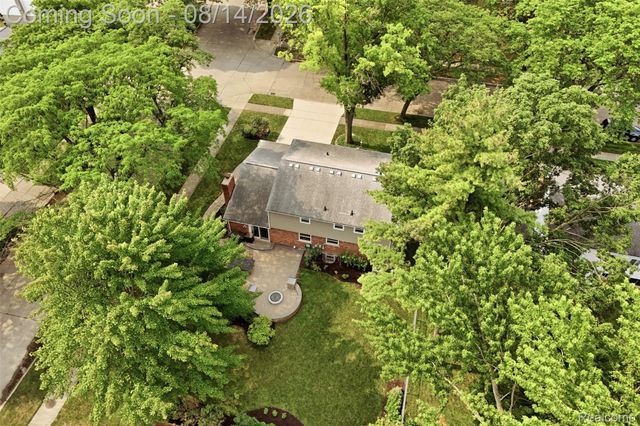 15338 Susanna Circle, Livonia, MI 48154