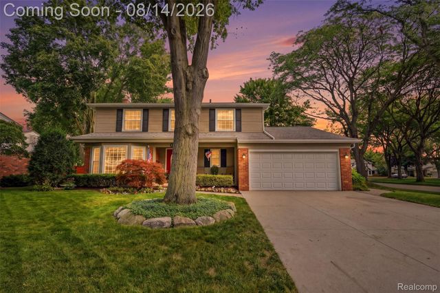 15338 Susanna Circle, Livonia, MI 48154