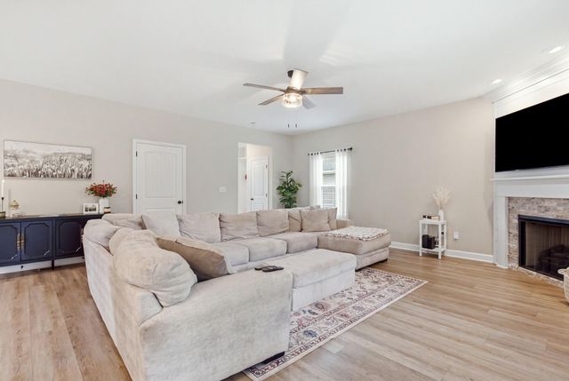 143 Peaceful Landing, Georgetown, KY 40324