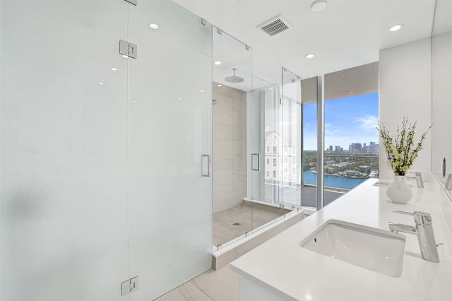 153 N Seabreeze Boulevard 1204, Fort Lauderdale, FL 33304