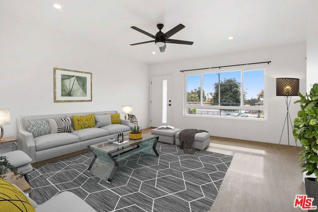 5529 Dairy Avenue, Long Beach, CA 90805
