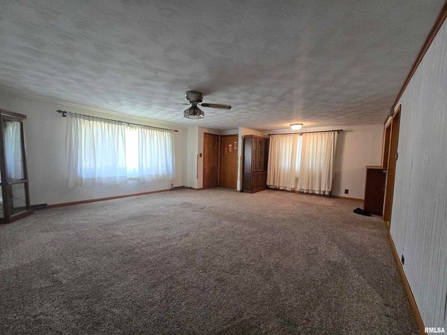 507 S CHURCH Street, Albany, IL 61230