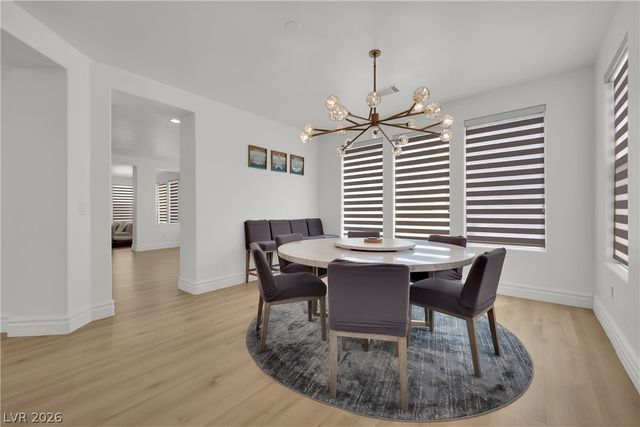 49 Chateau Whistler Court, Las Vegas, NV 89148