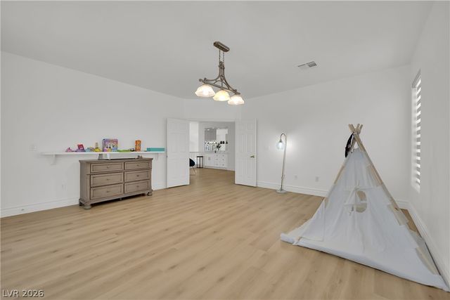 49 Chateau Whistler Court, Las Vegas, NV 89148