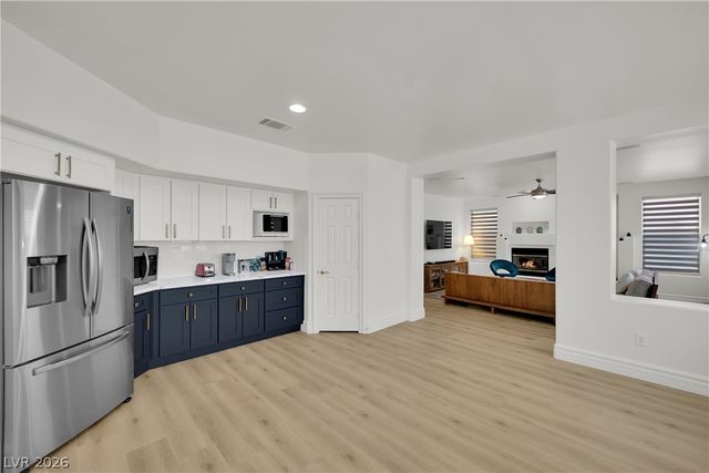 49 Chateau Whistler Court, Las Vegas, NV 89148