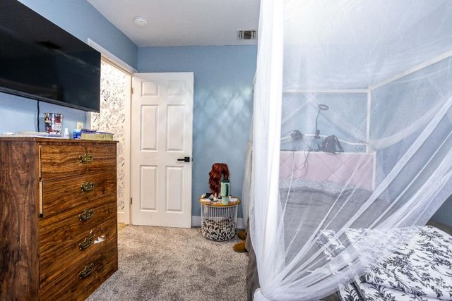 7001 Aztec Way, Bakersfield, CA 93308