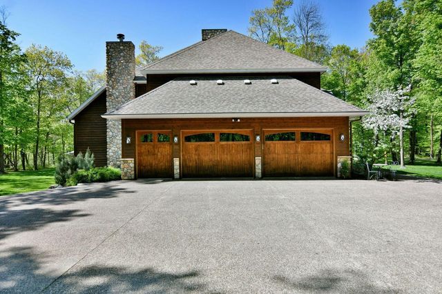 260 Round Lake Drive, Shell Lake, WI 54871