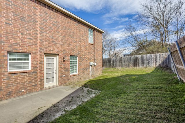 1101 E College Street, Princeton, TX 75407