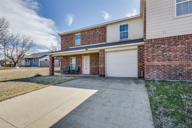 1101 E College Street, Princeton, TX 75407