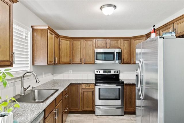 1101 E College Street, Princeton, TX 75407