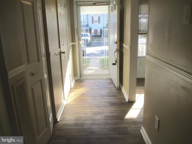 21 VAN HORN PL, Holland, PA 18966