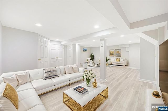 843 Belle Avenue, Teaneck, NJ 07666