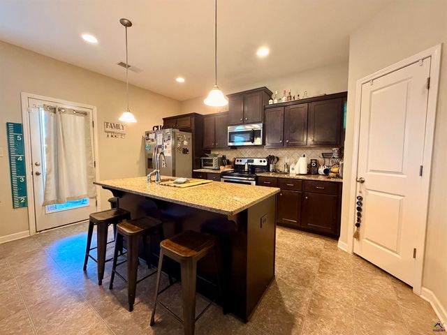 111 Hawks Tail Drive, Kathleen, GA 31047