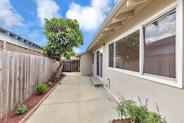 148 Del Mar Drive, Salinas, CA 93901