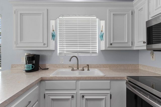 110 Abalone Circle, Port Isabel, TX 78578