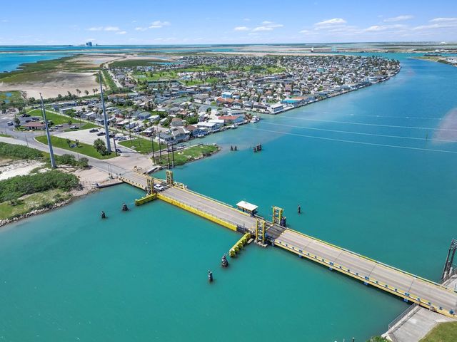 110 Abalone Circle, Port Isabel, TX 78578