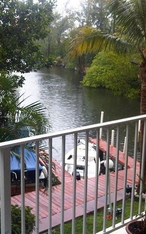 16531 NE 35th Ave 201, North Miami Beach, FL 33160