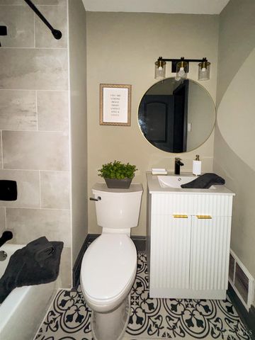 3472 Woodburn Avenue, Cincinnati, OH 45207