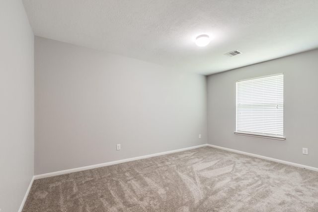 10022 Lynnwood Drive, Baytown, TX 77521